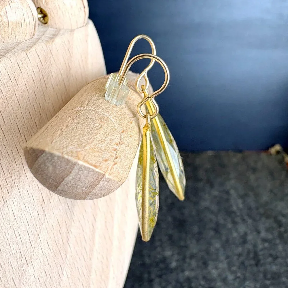 Golden rutile quartz teardrop earrings - wire pierced - bohemian style